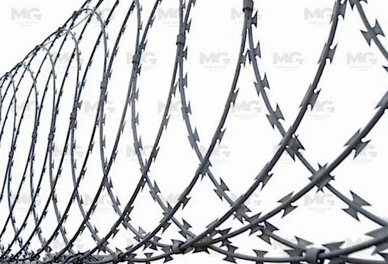 duz_sargili_jiletli_tel